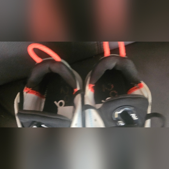 Nike Air Max 2090 Pure Platinum Women's size 7.5 White - Picture 8 of 15